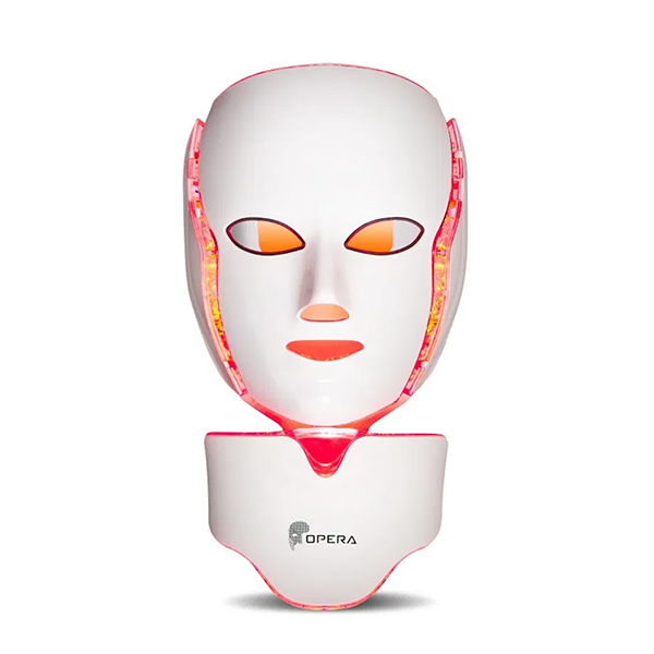 Opera LED Mask Clinique Madeleine