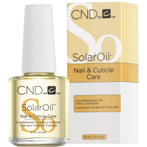 CND SolarOil gjør neglene elastiske for å holde dem sterke og fleksible, tilfører fuktighet til huden.