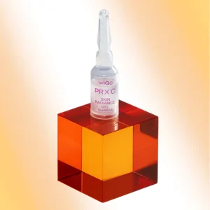 WiQo PRX C Skin Radiance Gel – ampulle med vitamin C på oransje kube